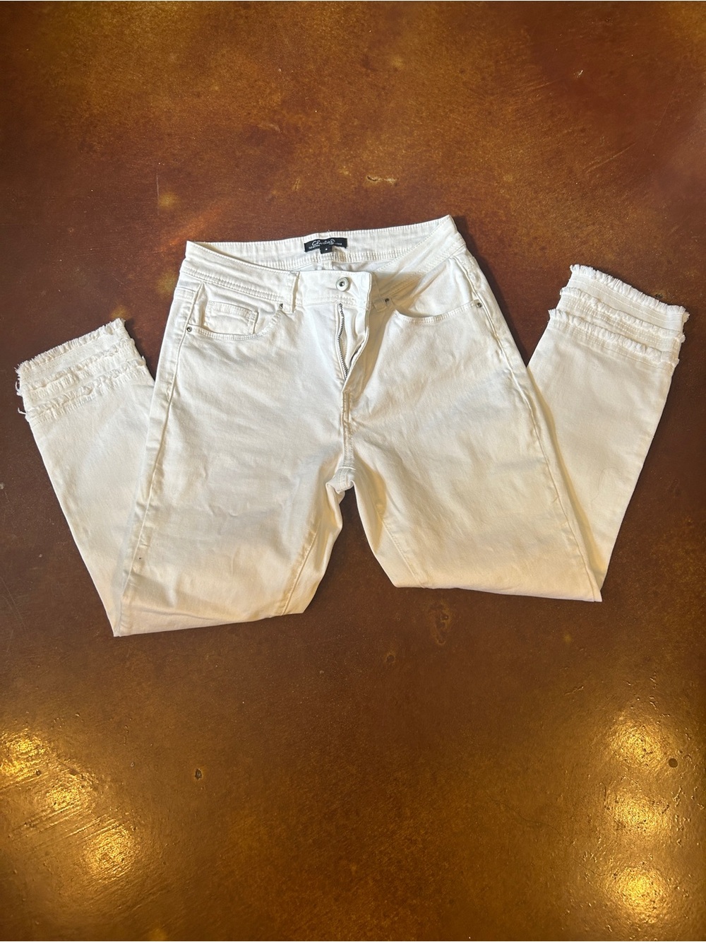 Charlie Size 8  ankle length White Frayed Hem Women’s Jeans
